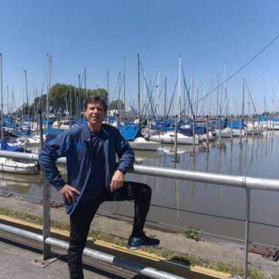  Hombre de 64 años Palermo