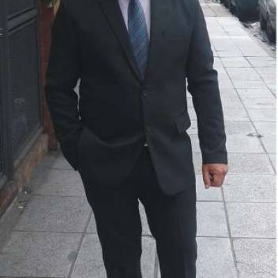  Hombre de 63 años Villa Luro
