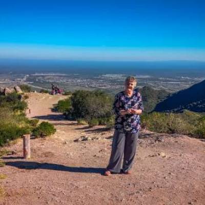  Mujer de 66 años San Vicente