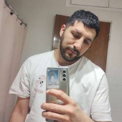  Hombre de 38 años Constitución