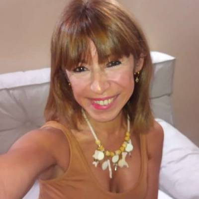  Mujer de 55 años Flores
