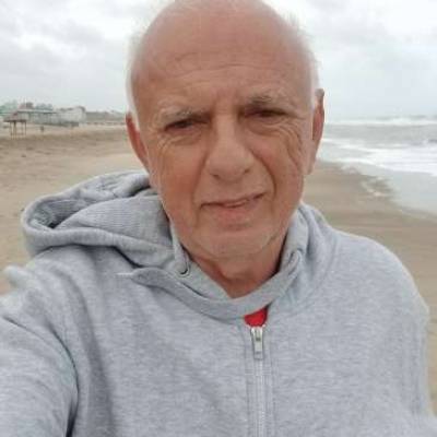  Hombre de 72 años San Cristobal