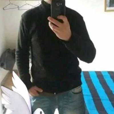  Hombre de 43 años Marcos paz
