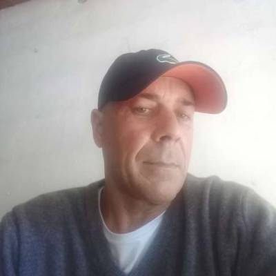  Hombre de 57 años Ezeiza