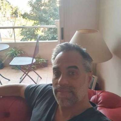  Hombre de 54 años Villa Ortuzar
