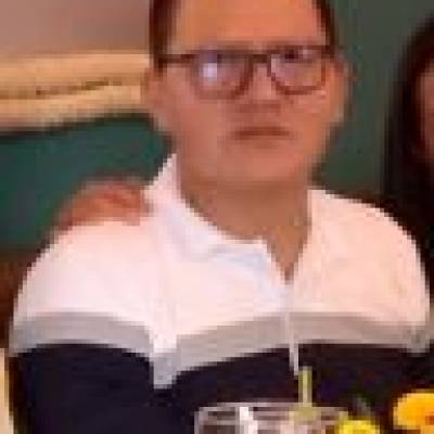 Hombre de 52 años Bogotá
