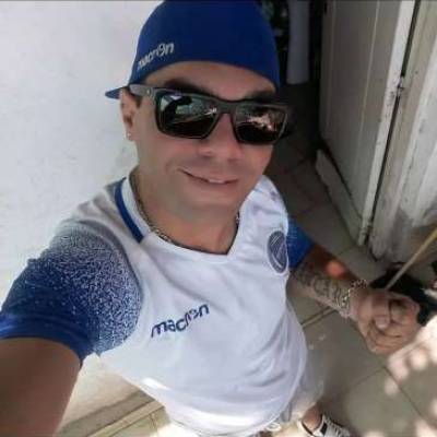  Hombre de 37 años Mendoza