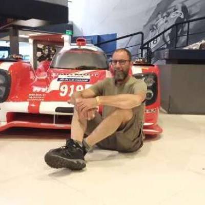  Hombre de 56 años Pilar