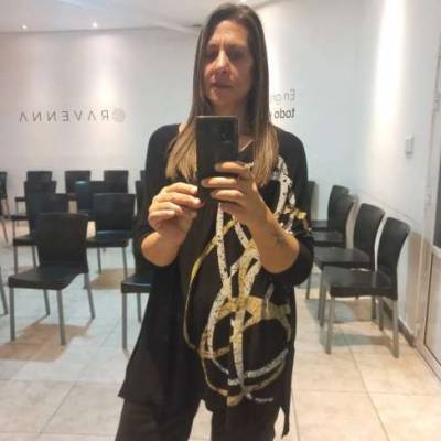  Mujer de 46 años Santa Fe