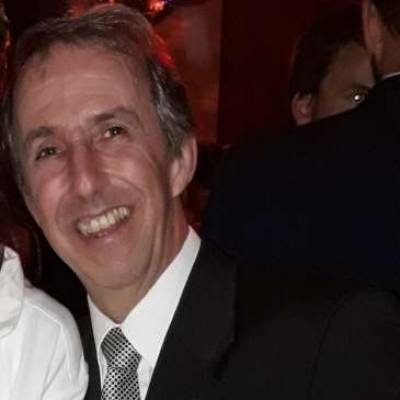  Hombre de 63 años Olivos
