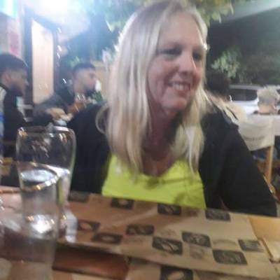  Mujer de 61 años Miramar