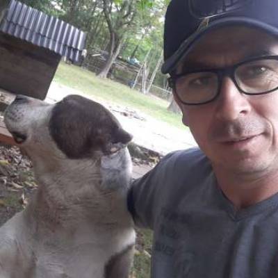  Hombre de 54 años Marcos paz