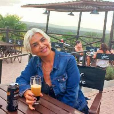  Mujer de 61 años Villa Carlos Paz