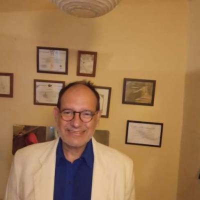  Hombre de 61 años Parque Avellaneda
