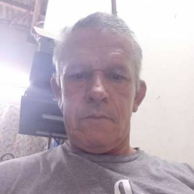  Hombre de 56 años Concepción del Uruguay