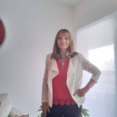  Mujer de 63 años Villa Devoto