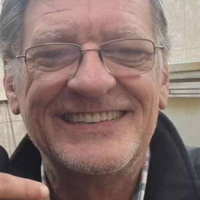  Hombre de 68 años Bahia Blanca
