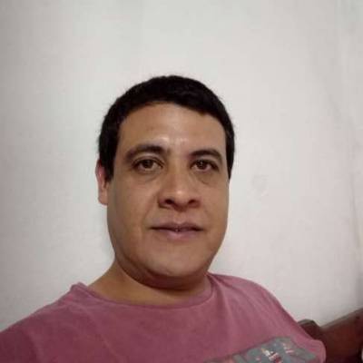  Hombre de 41 años Retiro