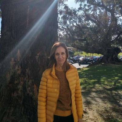  Mujer de 64 años Bernal