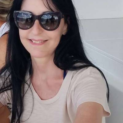  Mujer de 63 años Retiro