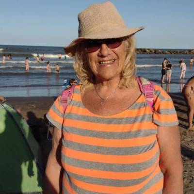  Mujer de 71 años Mar del Plata