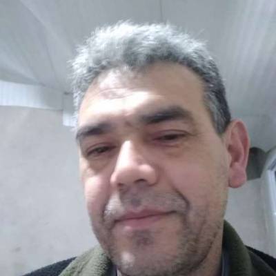  Hombre de 53 años Liniers