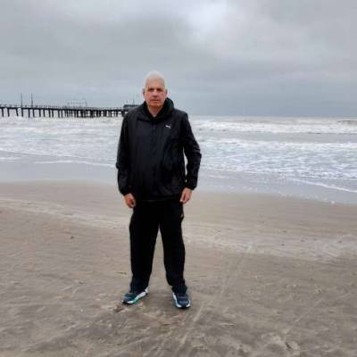  Hombre de 63 años San Justo