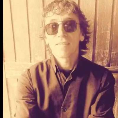  Hombre de 53 años Neuquen