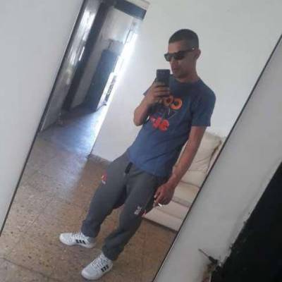  Hombre de 39 años Barracas