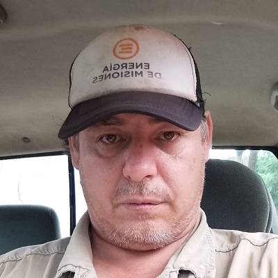  Hombre de 44 años Posadas