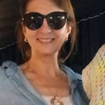 Mujer de 63 años Rafaela