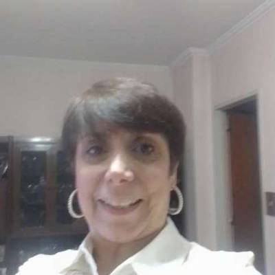  Mujer de 62 años Parque Patricios