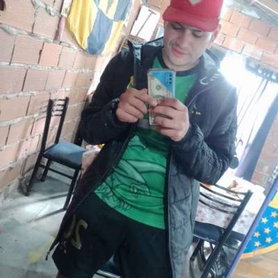  Hombre de 33 años Florencio Varela