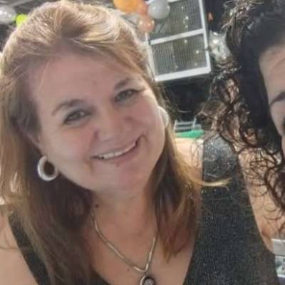  Mujer de 60 años Escobar