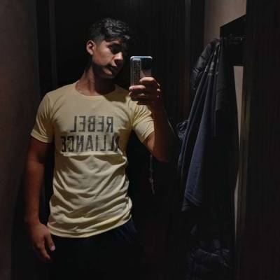  Hombre de 30 años Paraná