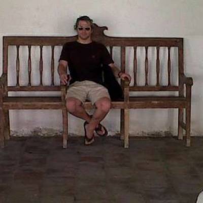  Hombre de 54 años Vicente Lopez
