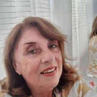 Mujer de +74 años Villa Ortuzar