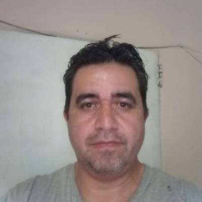  Hombre de 44 años Neuquen