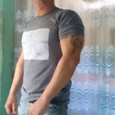  Hombre de 44 años Cuba