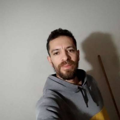  Hombre de 41 años Escobar