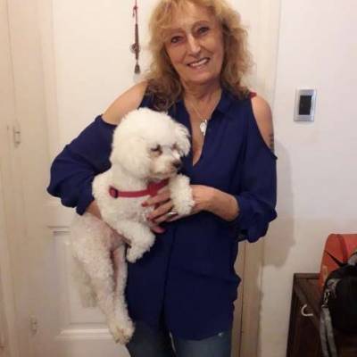  Mujer de 74 años Saavedra
