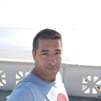  Hombre de 46 años Mataderos