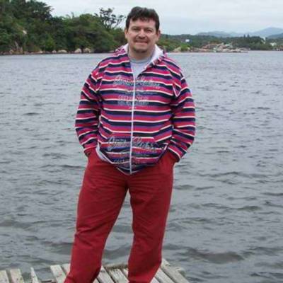  Hombre de 55 años Puerto Madero