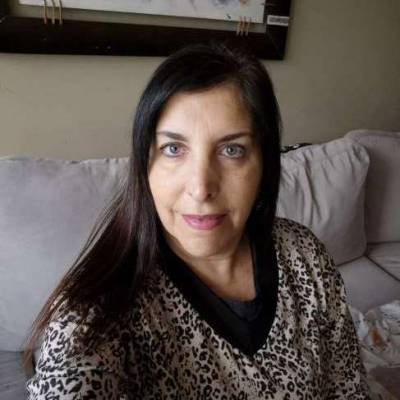  Mujer de 55 años Puerto Madero