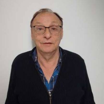  Hombre de 68 años Lobos