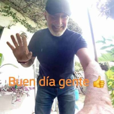  Hombre de +74 años Villa Lugano