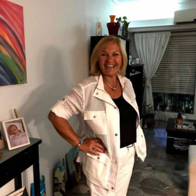  Mujer de +74 años Villa Crespo