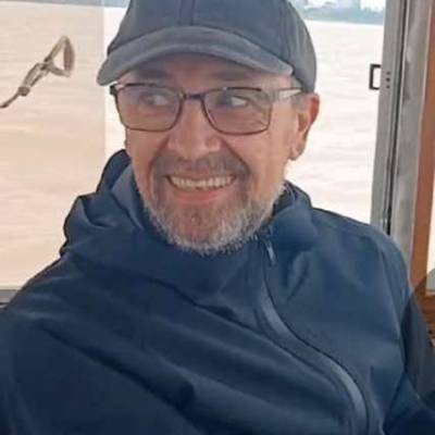  Hombre de 71 años Olivos
