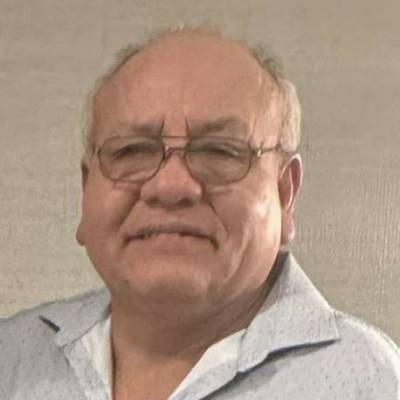  Hombre de 65 años Nueva York