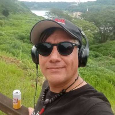  Hombre de 43 años Iguazu